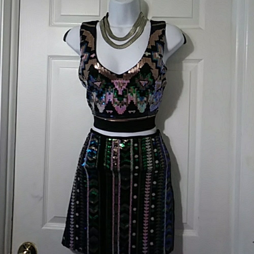 Two pieces - Picture 2 of 2